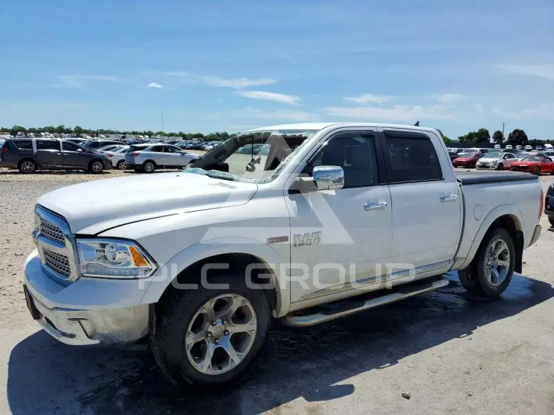 2015 RAM 1500 фото