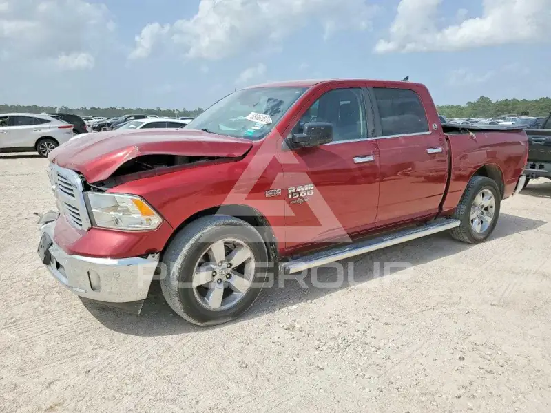 2015 RAM 1500 photo
