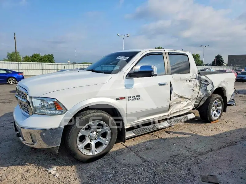 2015 RAM 1500 фото