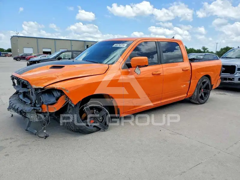 2015 RAM 1500 фото