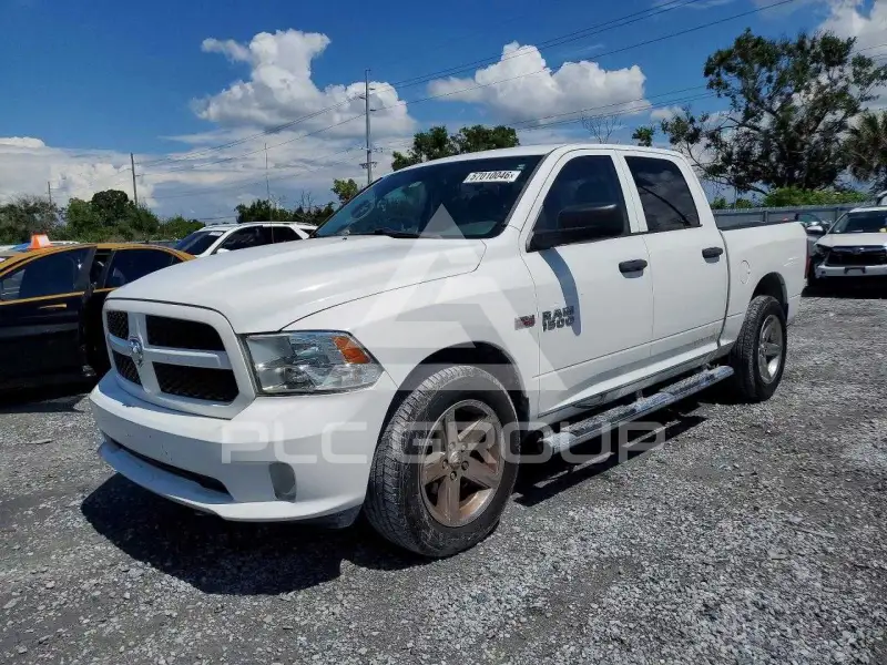 2015 RAM 1500 фото