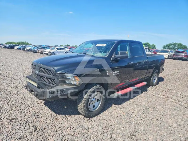 2015 RAM 1500 photo
