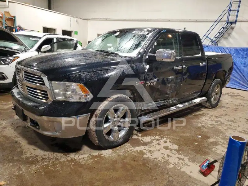 2015 RAM 1500 фото