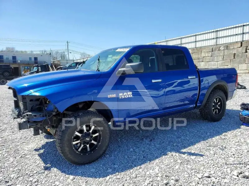 2015 RAM 1500 photo