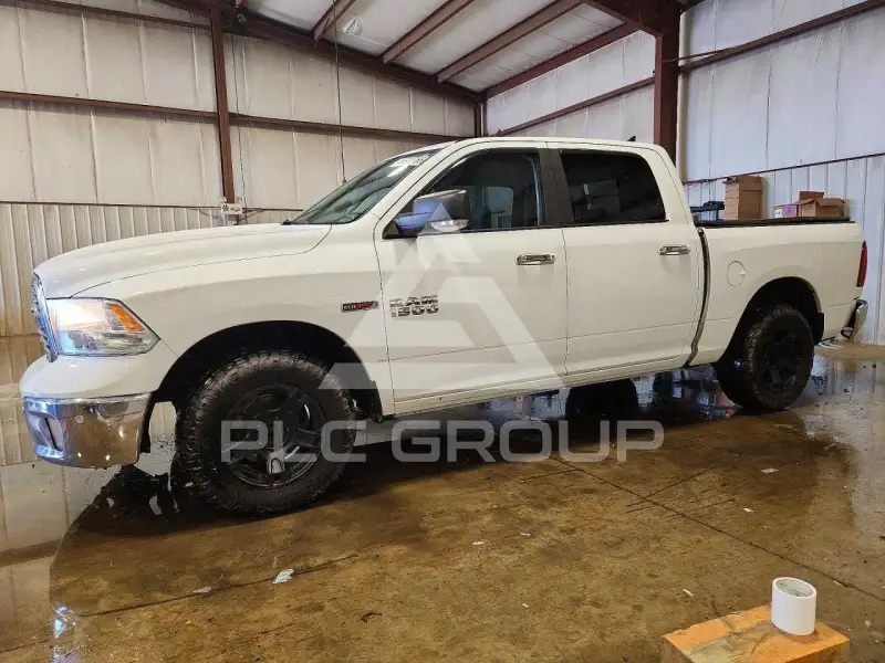 2015 RAM 1500 фото