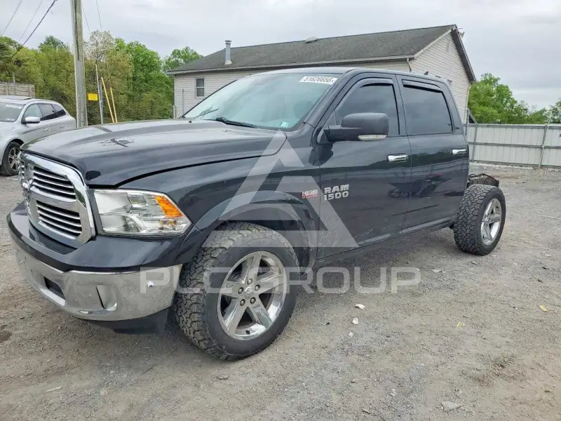 2015 RAM 1500 фото