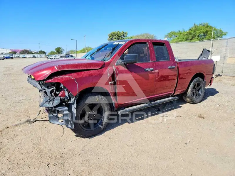2015 RAM 1500 photo