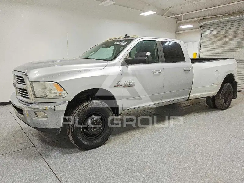 2015 RAM 3500 фото