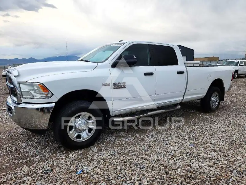 2015 RAM 3500 photo