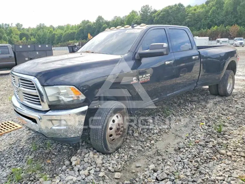 2015 RAM 3500 photo