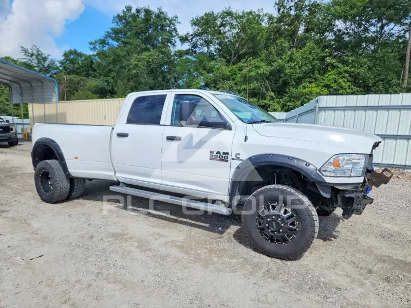 2015 RAM 3500 фото