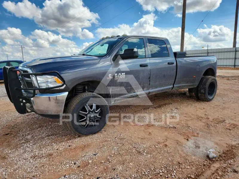 2015 RAM 3500 фото
