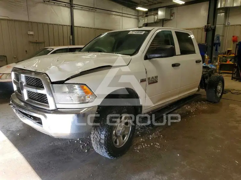 2015 RAM 2500 photo