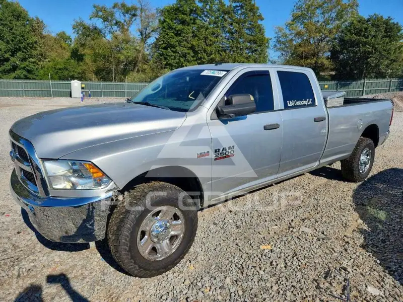 2015 RAM 2500 photo