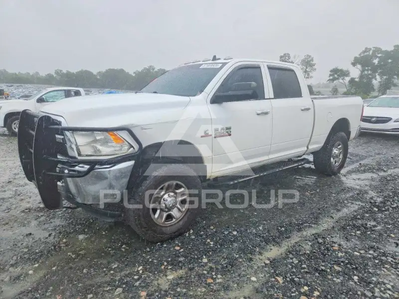 2015 RAM 2500 photo