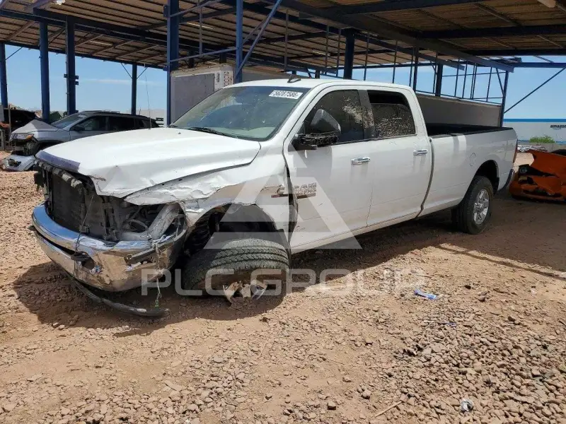 2015 RAM 2500 photo