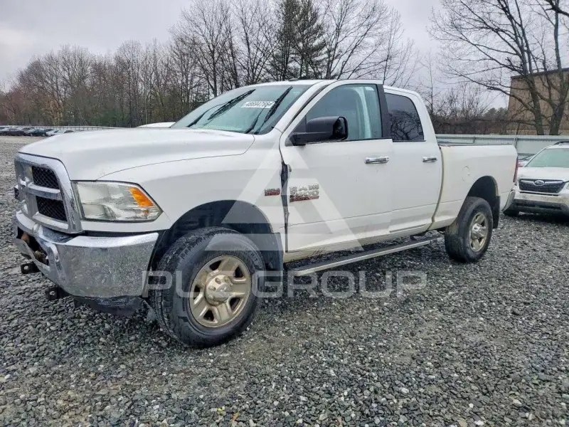 2015 RAM 2500 фото