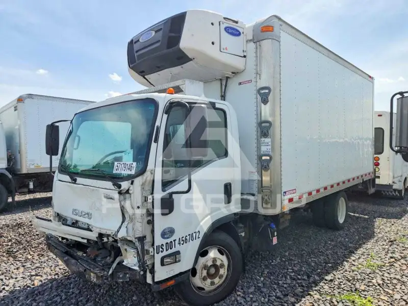 2015 Isuzu NPR фото