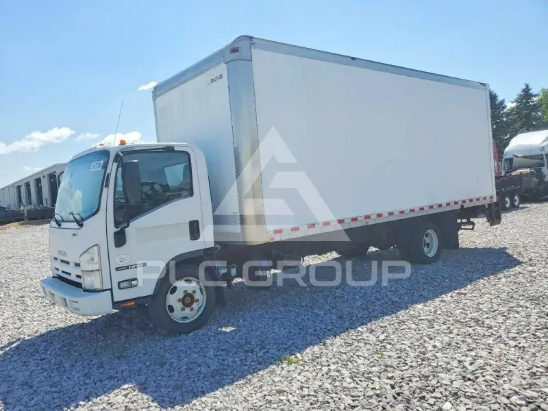 2015 Isuzu NPR фото
