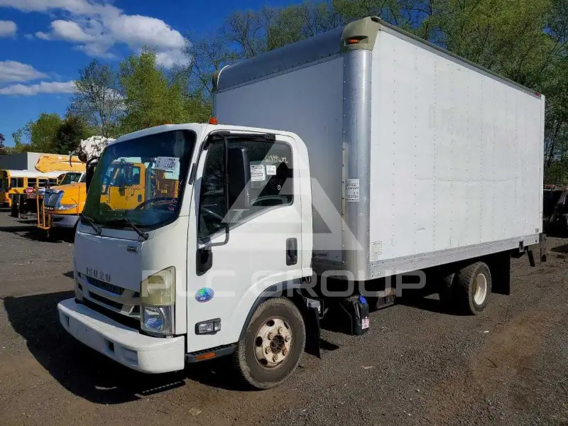 2015 Isuzu NPR photo