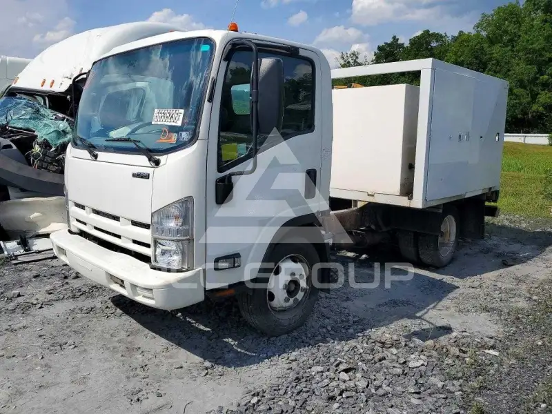 2015 Isuzu NPR фото