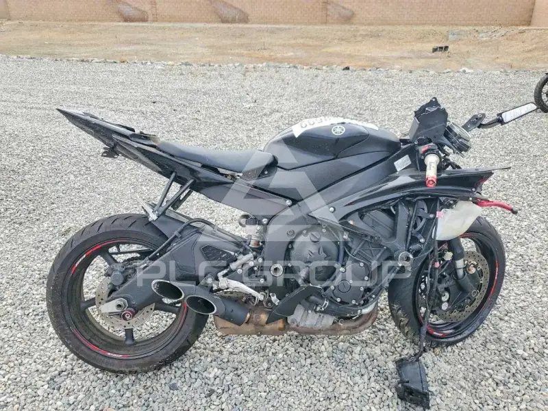 2015 Yamaha YZF600 фото