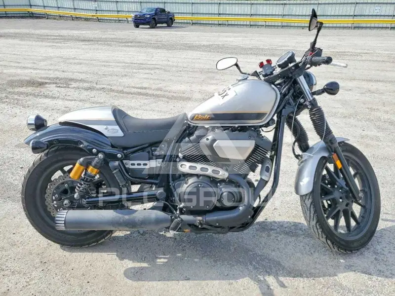2015 Yamaha XVS950 фото