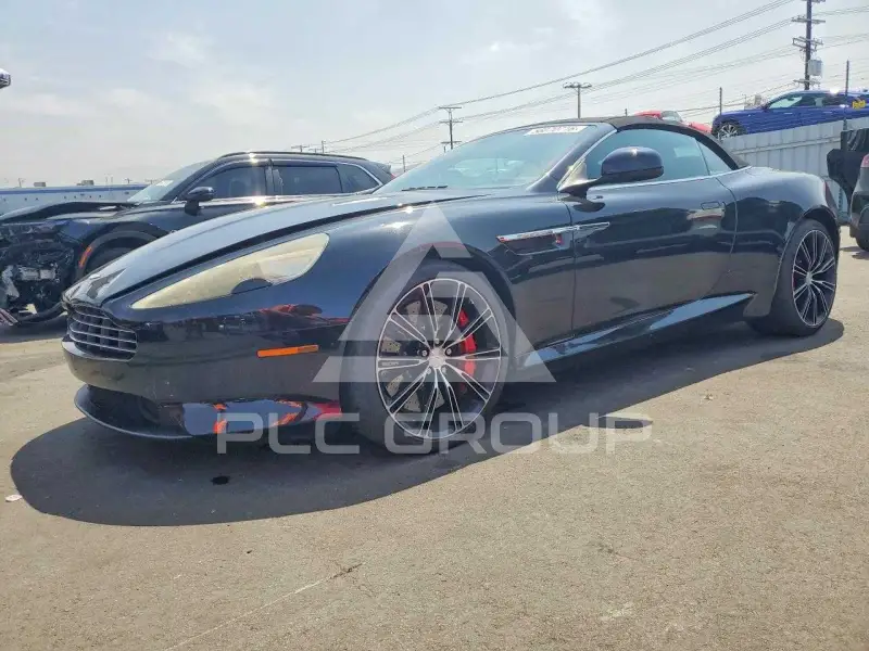 2015 Aston Martin  фото