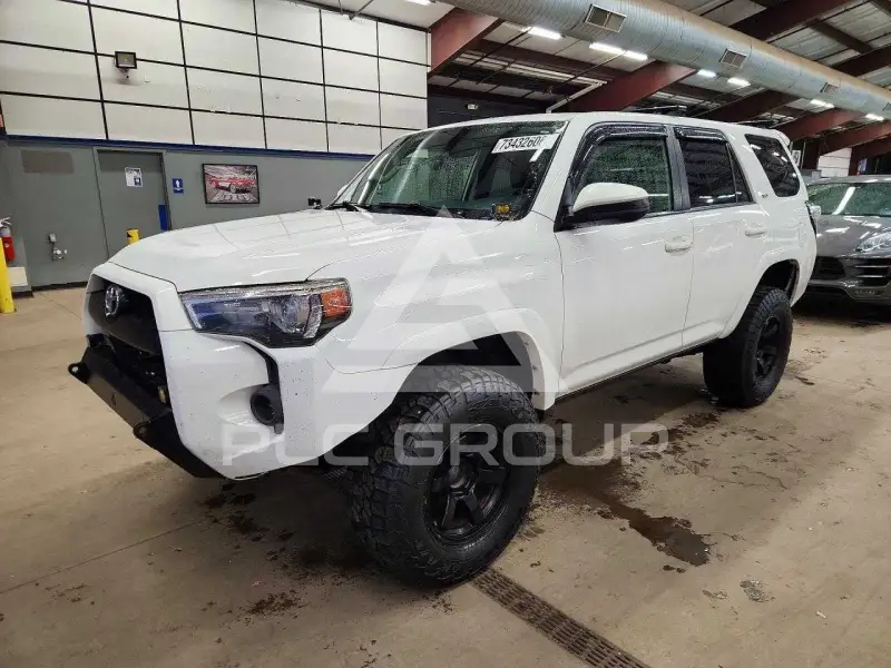 2015 Toyota 4 RUNNER фото