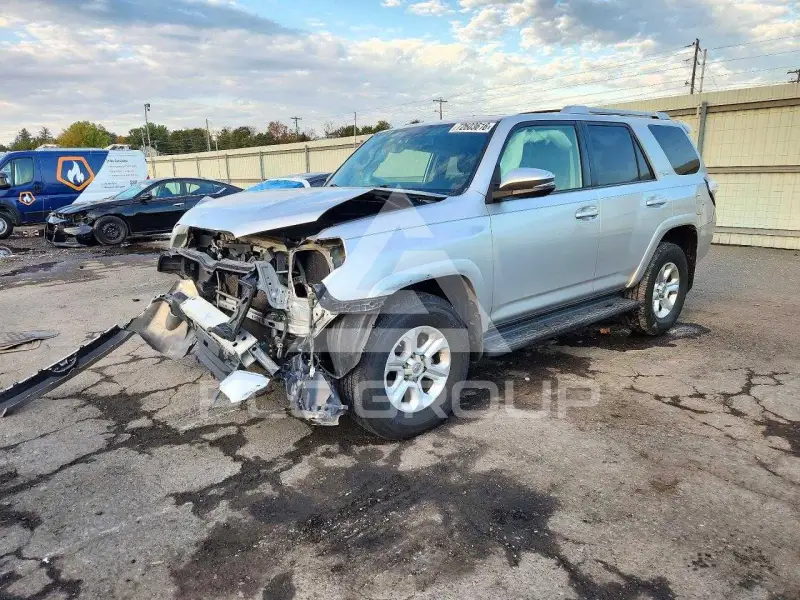 2015 Toyota 4 RUNNER фото