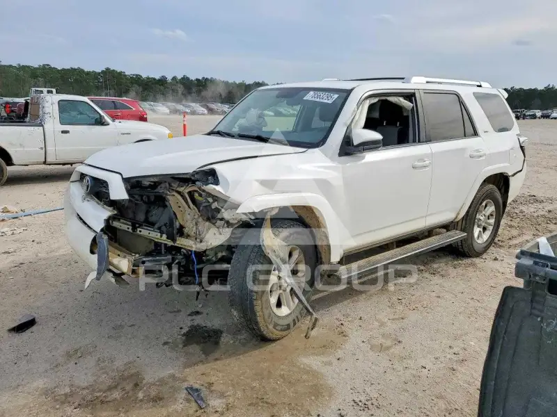 2015 Toyota 4 RUNNER photo