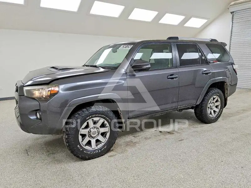 2015 Toyota 4 RUNNER фото