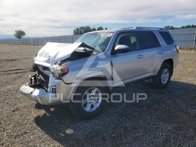 2015 Toyota 4 RUNNER photo