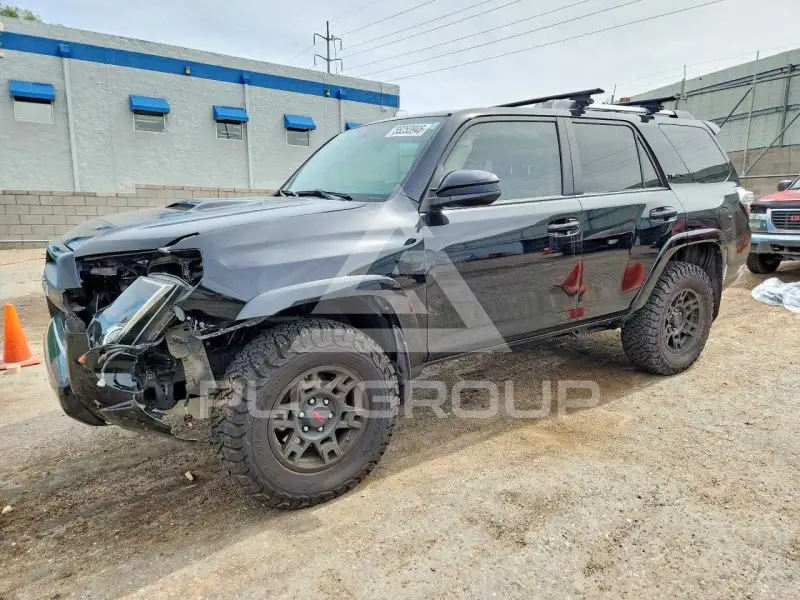 2015 Toyota 4 RUNNER photo