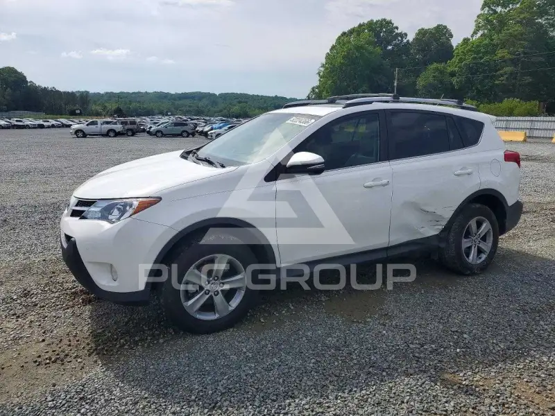 2015 Toyota RAV4 фото