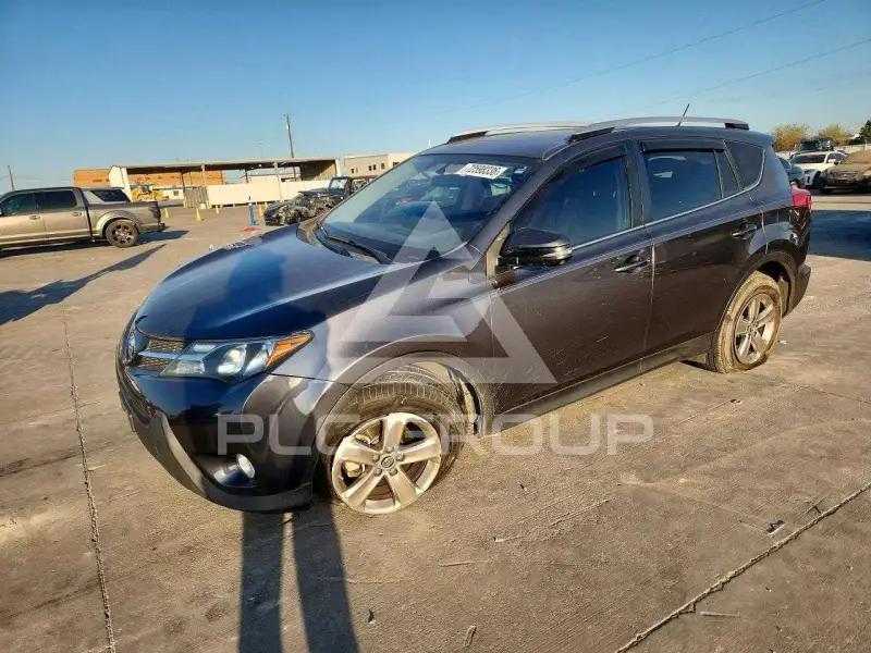2015 Toyota RAV4 фото