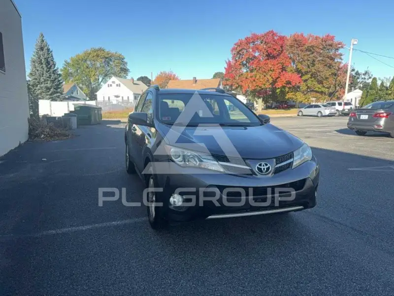 2015 Toyota RAV4 фото