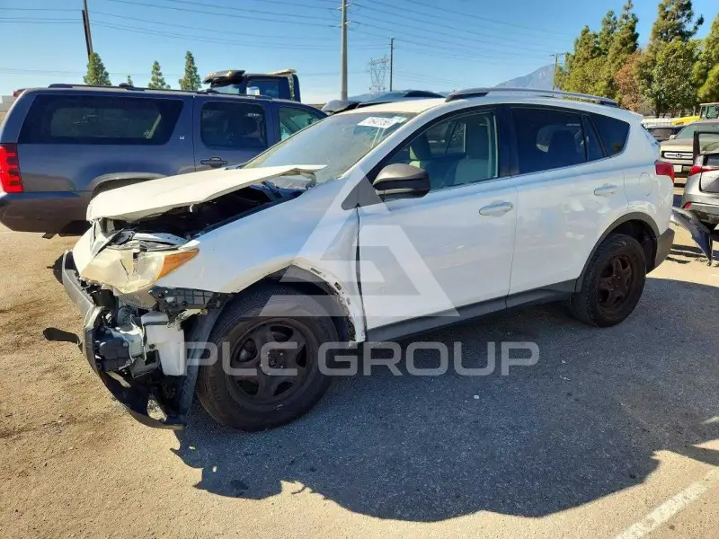 2015 Toyota RAV4 фото