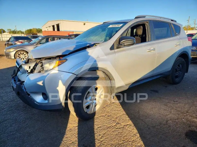 2015 Toyota RAV4 фото