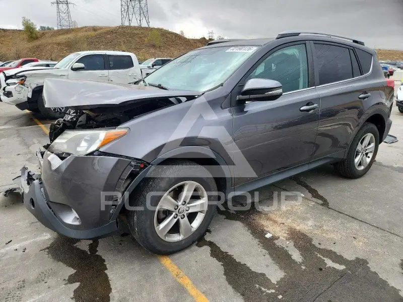 2015 Toyota RAV4 фото