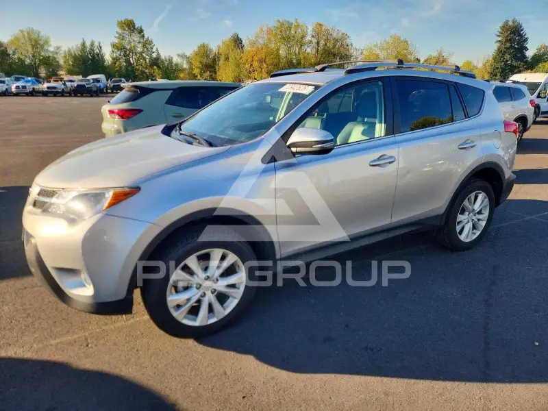 2015 Toyota RAV4 фото