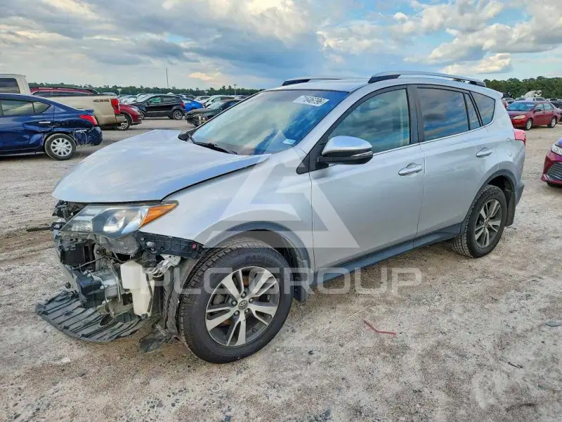 2015 Toyota RAV4 фото