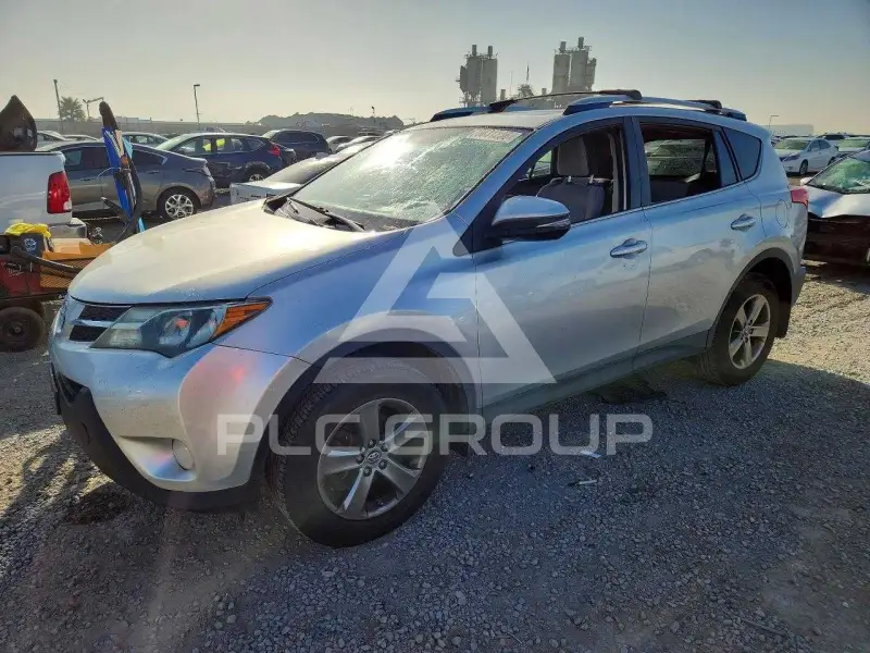 2015 Toyota RAV4 фото
