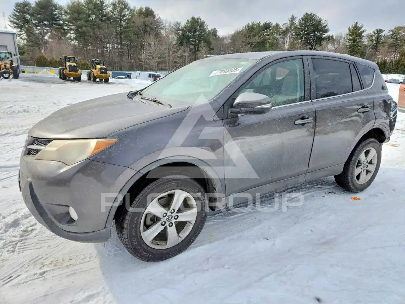 2015 Toyota RAV4 photo