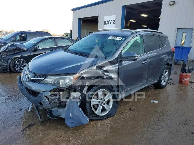 2015 Toyota RAV4 фото