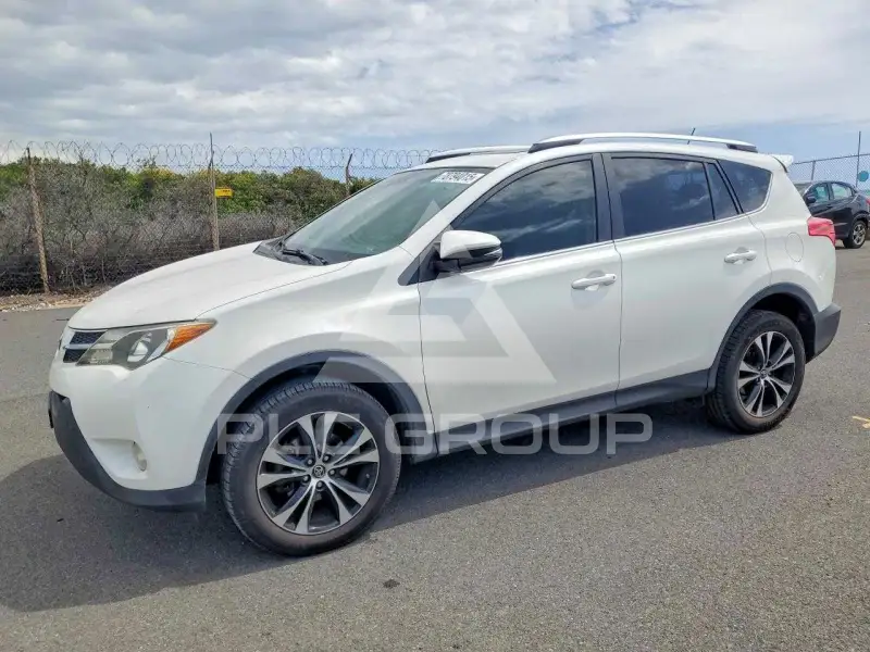 2015 Toyota RAV4 фото