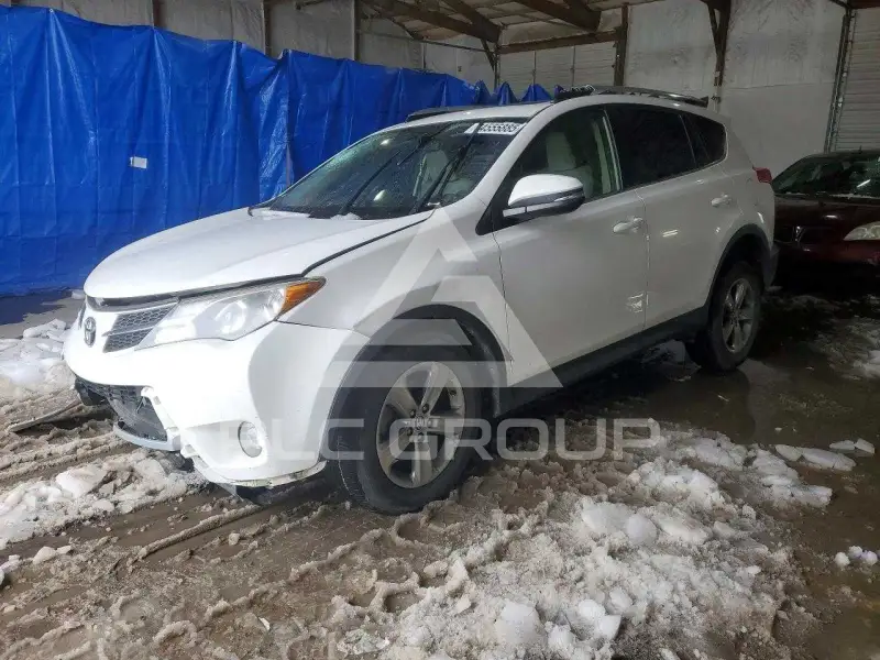 2015 Toyota RAV4 фото