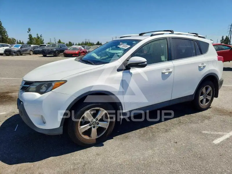 2015 Toyota RAV4 фото