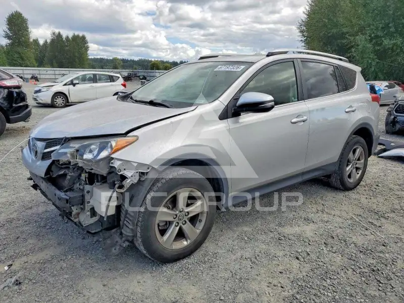 2015 Toyota RAV4 фото