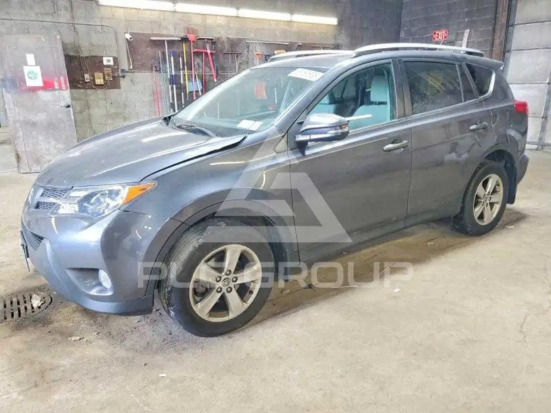 2015 Toyota RAV4 фото